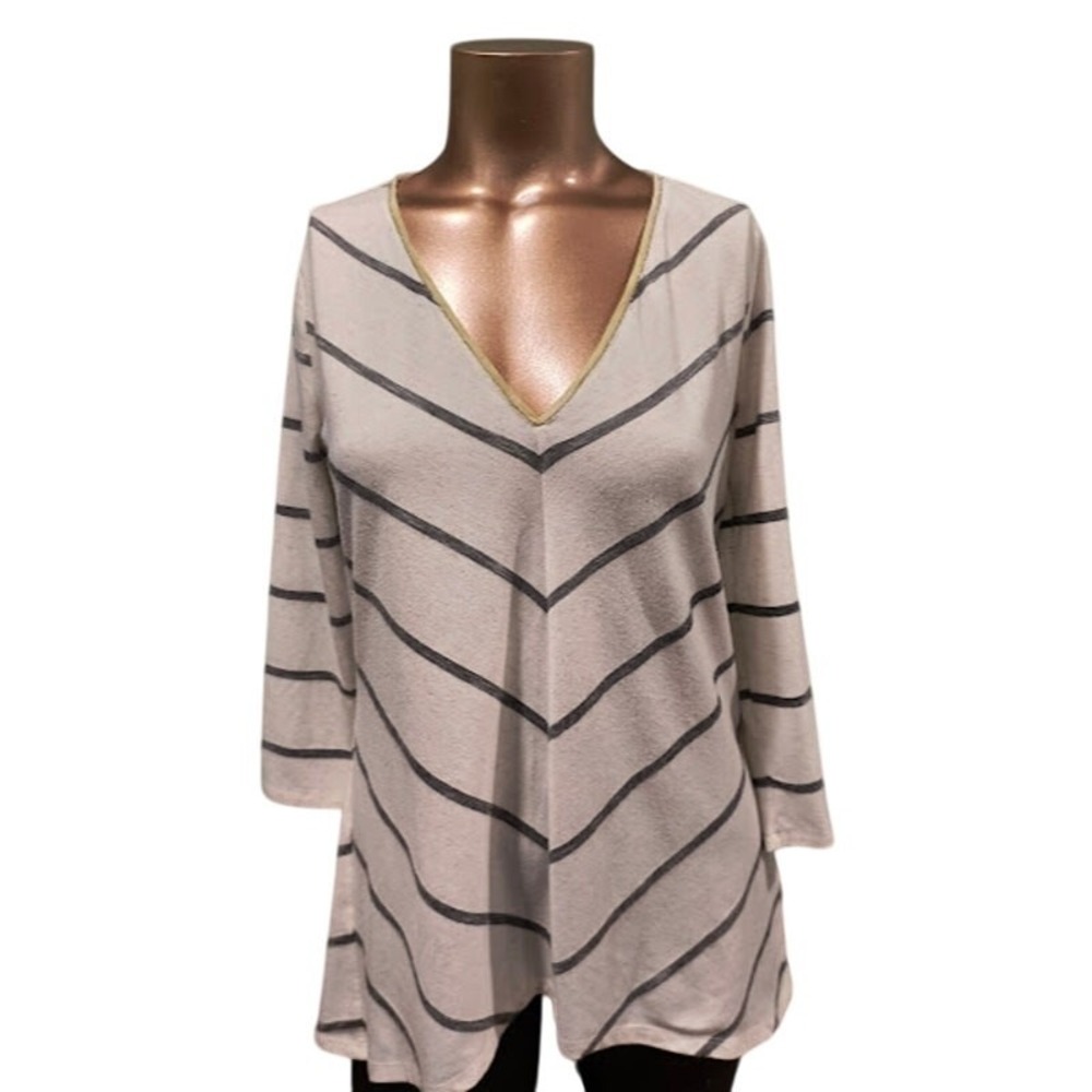White House Black Market Striped V-Neck Tunic with Open Back, Cream & Gray, Sz S